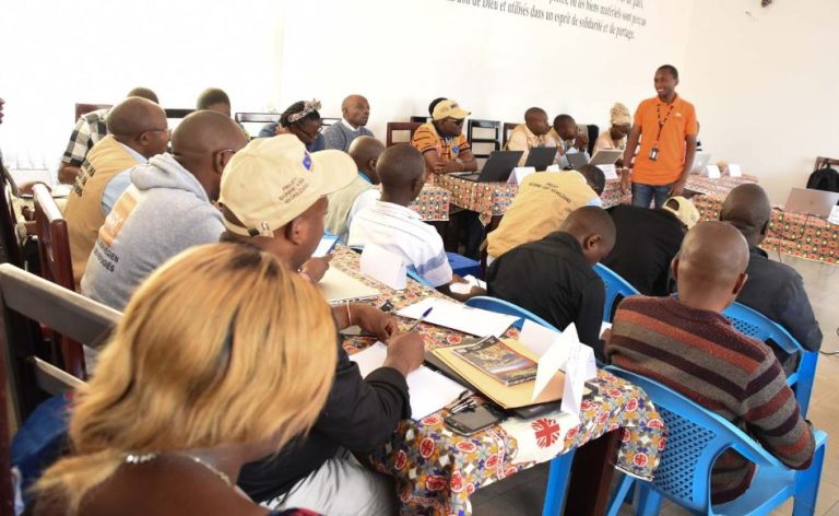 Le personnel de la Caritas Développement Butembo-Beni formé par NRC sur la lutte contre la corruption et la fraude