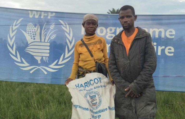 Le PAM en partenariat avec Caritas Butembo-Beni assiste les personnes déplacées et retournées vulnérables à l’insécurité alimentaire à Mayimoya